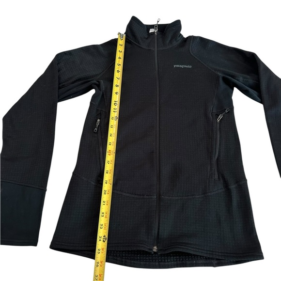 Patagonia R Series Sweater Jacket Long Sleeve Black Men’s Size Small - Picture 10 of 17